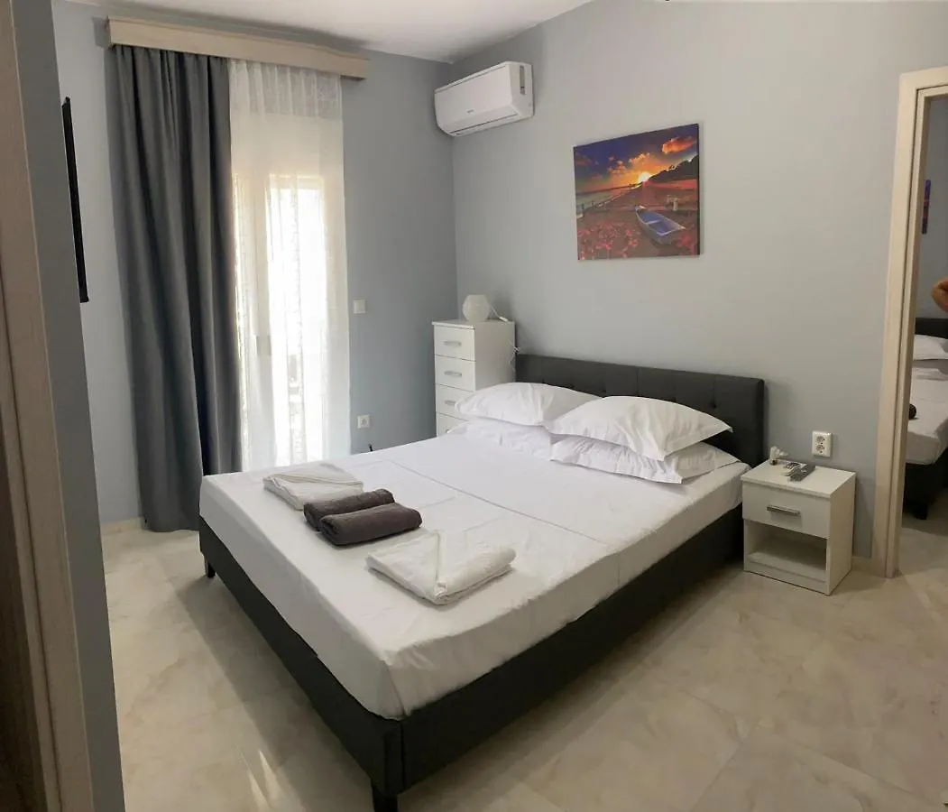 Umbrella Apartment Peraía