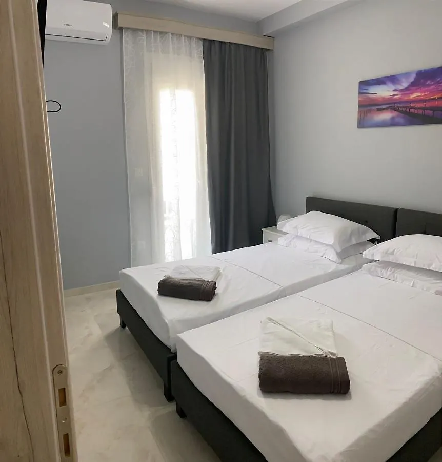 Umbrella Apartment Peraía