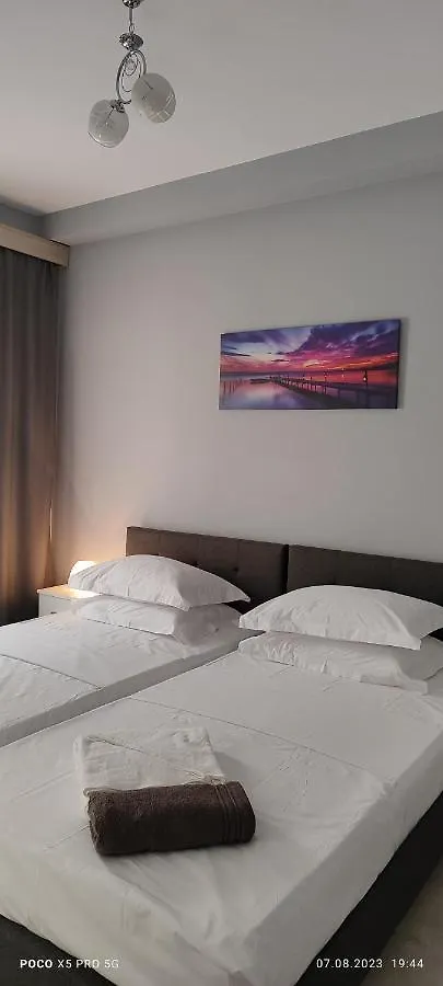 Umbrella Apartment Peraía